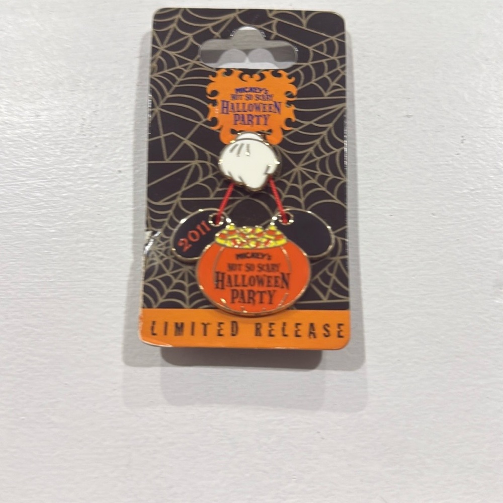 Halloween Party 2011 Limited Release Pin!